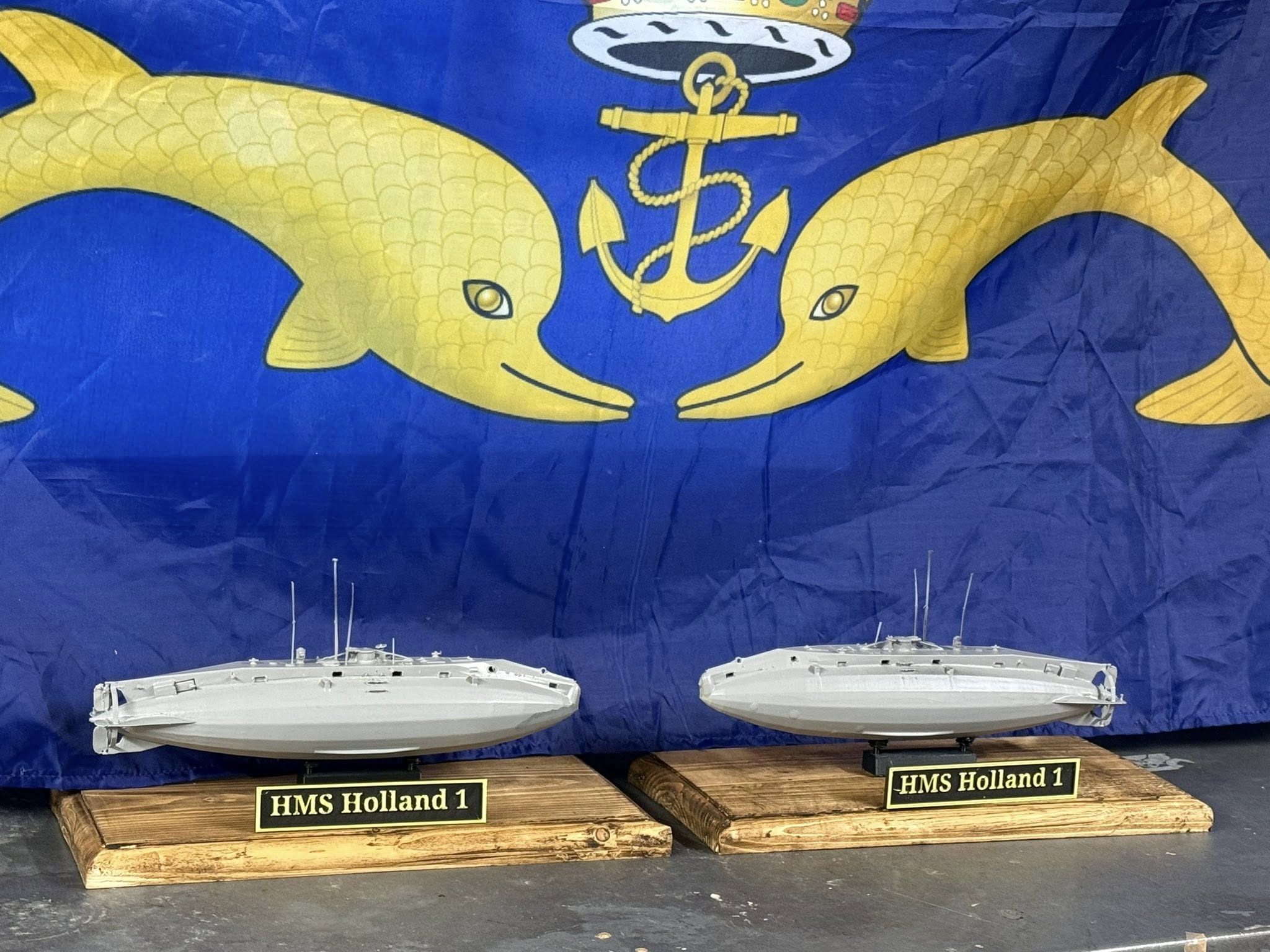 HMS HOLLAND 1